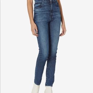 J BRAND 1212 Runway High-Rise Slim Straight in Amica